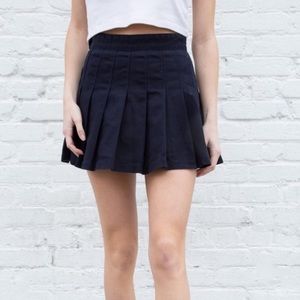 Brandy Melville - Dana Skirt in Navy